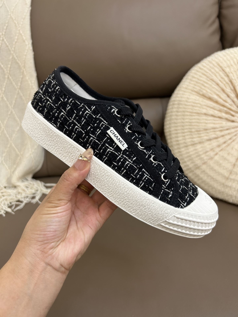 Ch**el sneakers